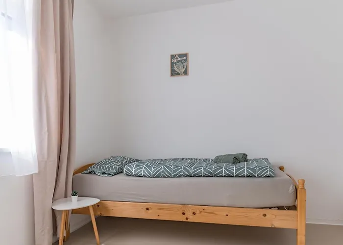 F13 * Altenberg bei Linz