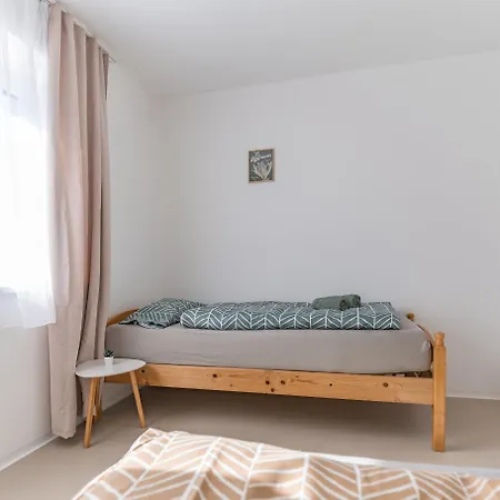 F13 * Altenberg bei Linz